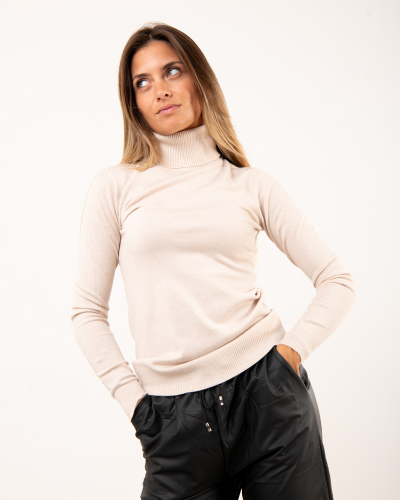 Pull col roulé