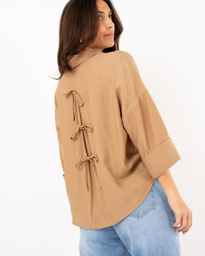 Chemise nœuds dos