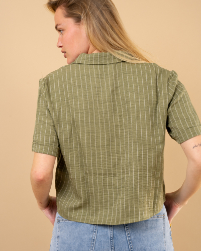 Chemise courte