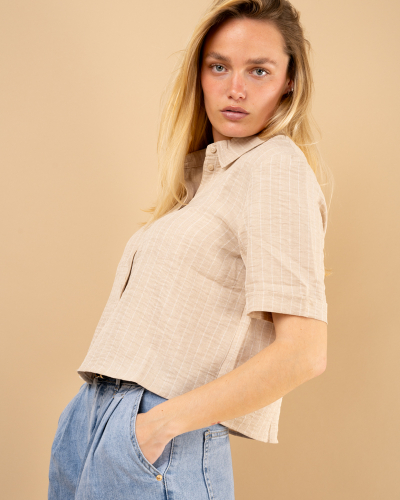 Chemise courte
