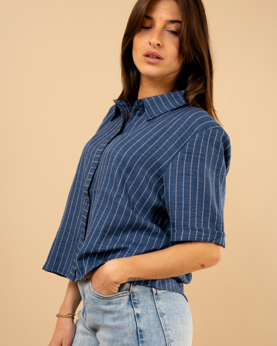 Chemise courte