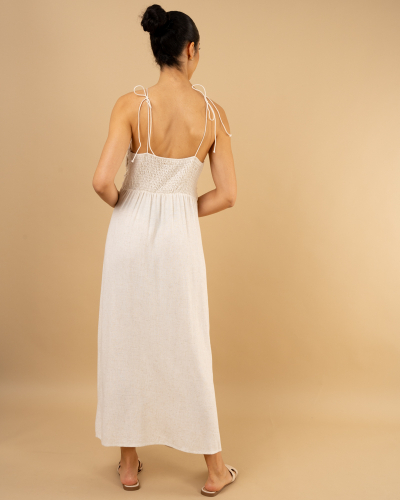 Robe en lin broderie sequins