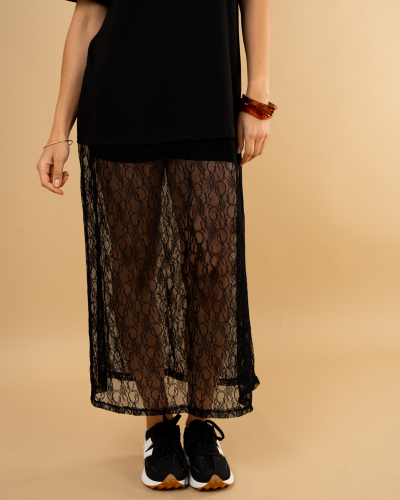 T-shirt robe dentelle