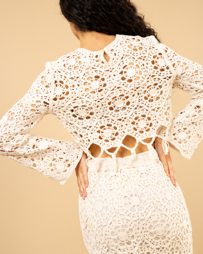 Top macramé fleurs