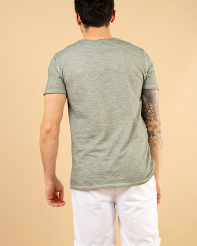 T-Shirt col v