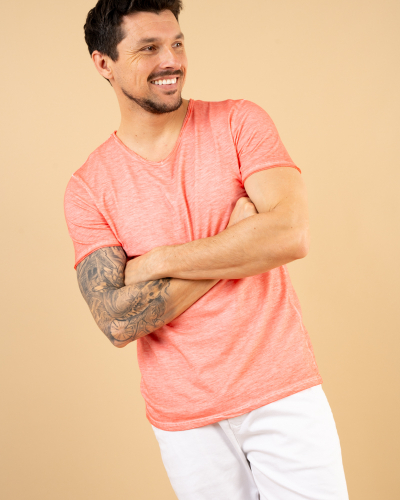 T-Shirt col v