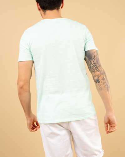 T-Shirt col v