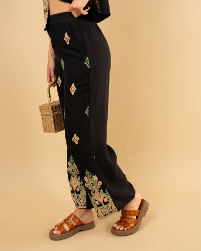 Pantalon brodé