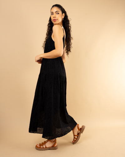 Robe dos v dentelle