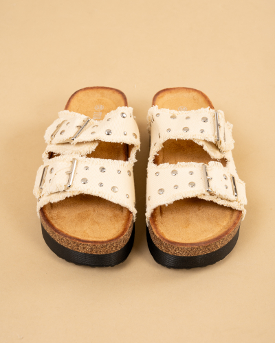 Mules clous