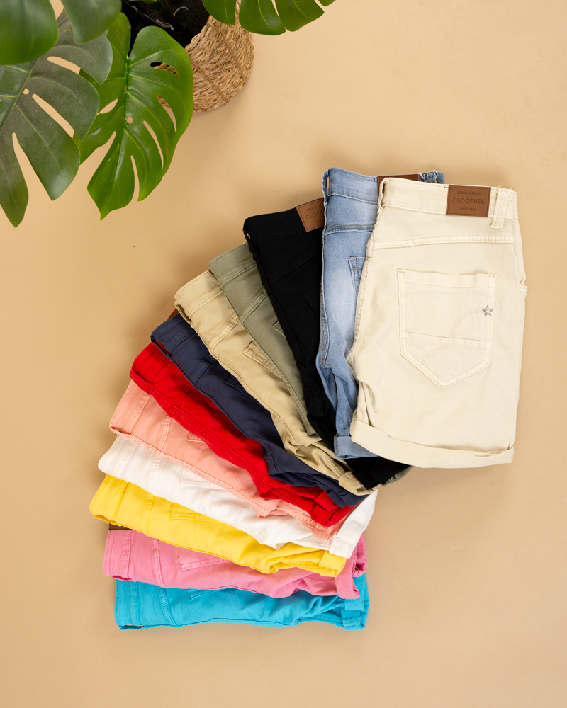 Short boutons couleur