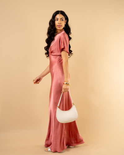 Robe longue satin