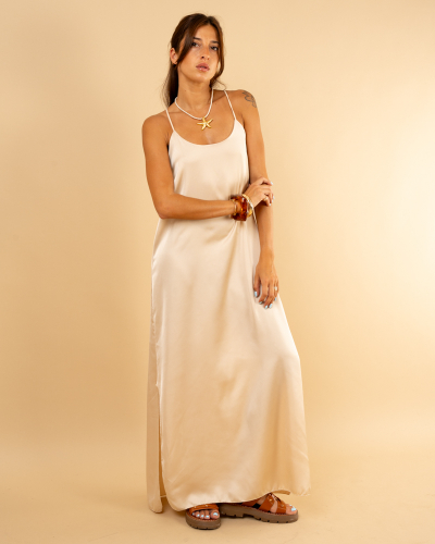 Robe longue satinée