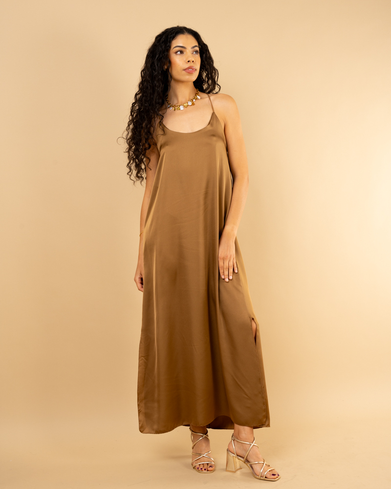Robe longue satinée