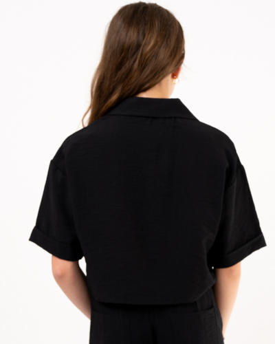 Chemise courte
