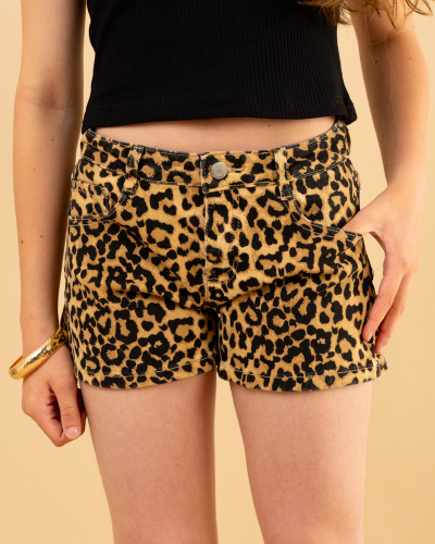 Short léo
