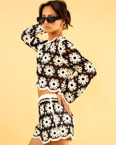 Top fleurs macramé