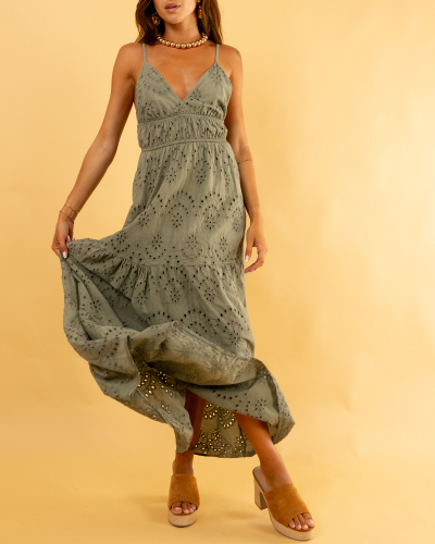 Robe longue brodée