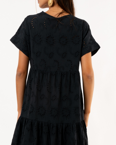 Robe brodée