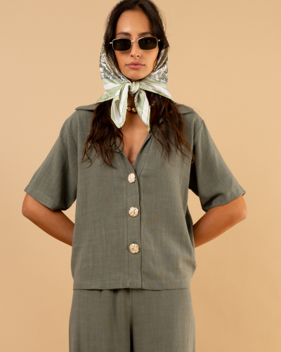 Chemise boutons dorés