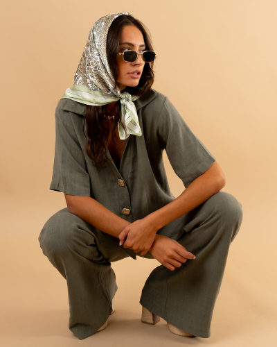 Chemise boutons dorés