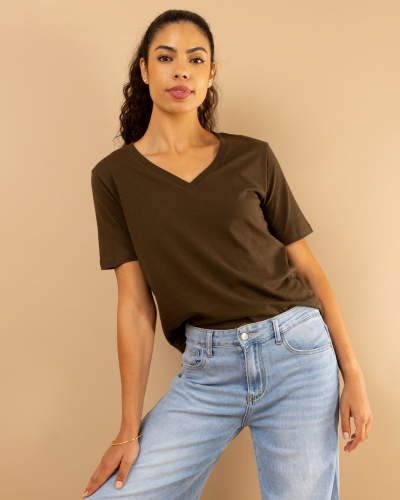 T-Shirt col v