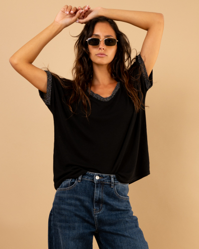 T-Shirt v lacet