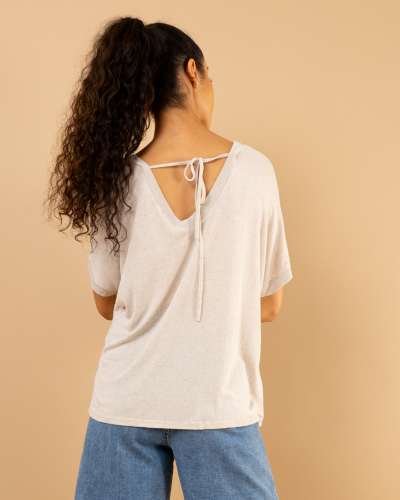T-Shirt v lacet