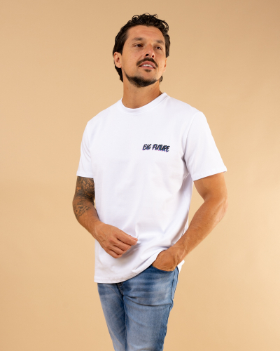 T-shirt big future