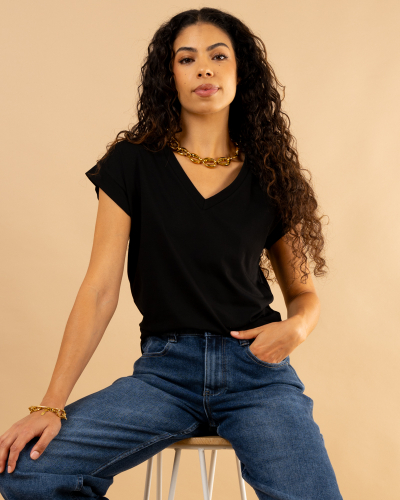 T-shirt col en v