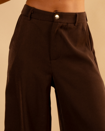 Pantalon bouton doré