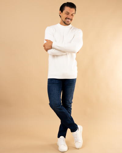 Pull col montant