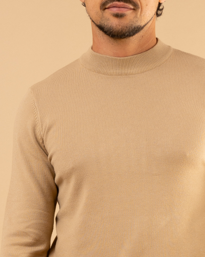 Pull col montant