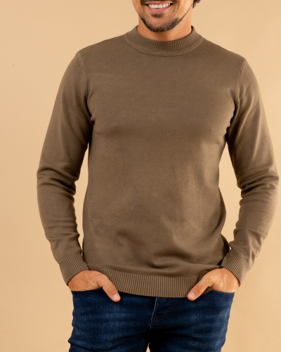 Pull col montant