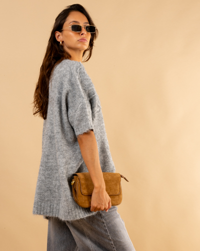 Pull manches courtes fleur