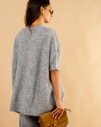 Pull manches courtes fleur