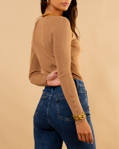 Pull strie boutons