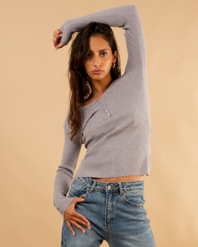 Pull strie boutons
