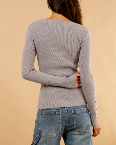 Pull strie boutons