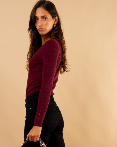 Pull strie boutons