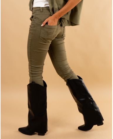 Boyfriend couleur boutons