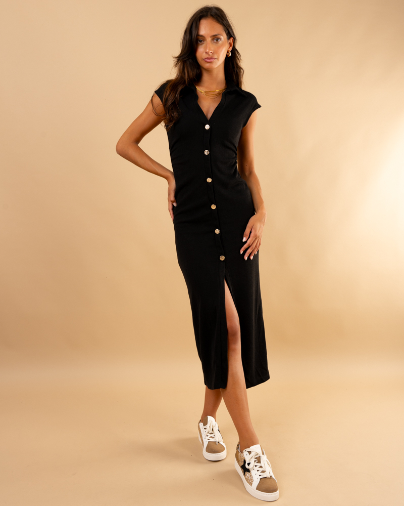Robe col en v boutons