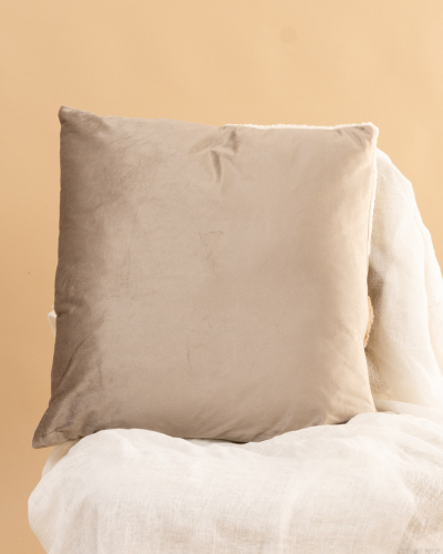 Coussin chenille