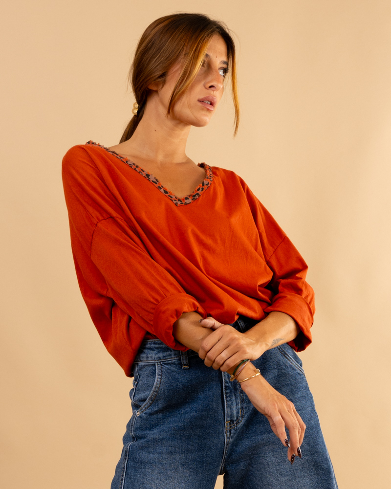 T-shirt col léopard feline