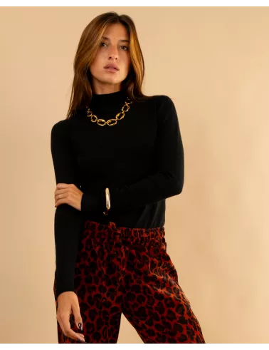 Pull col montant