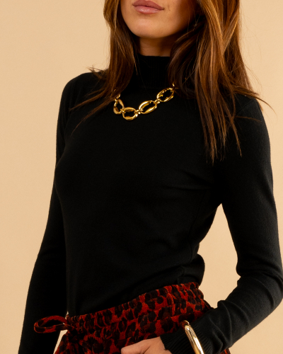 Pull col montant
