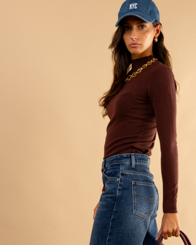Pull col montant