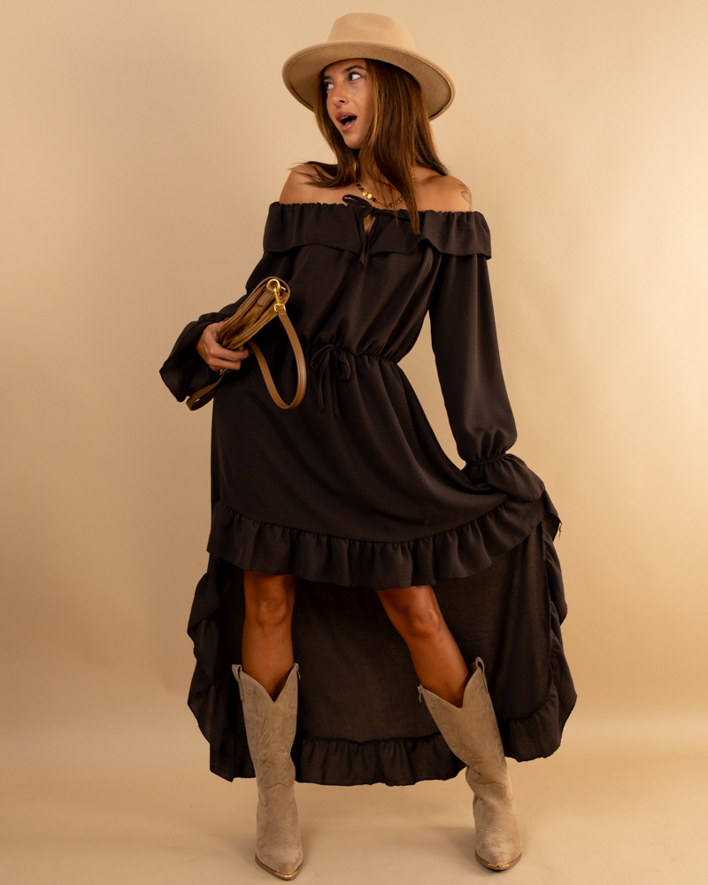 Robe longue volants