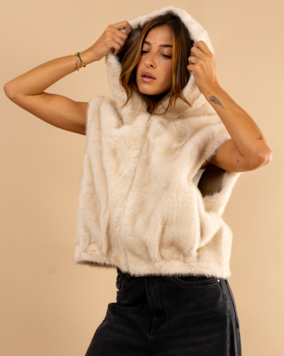 Veste sans manches fausse fourrure