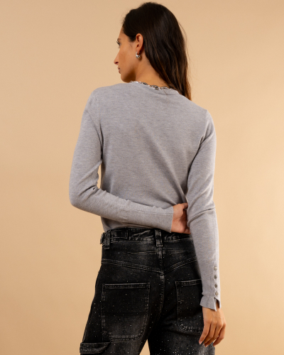 Pull col en v boutons